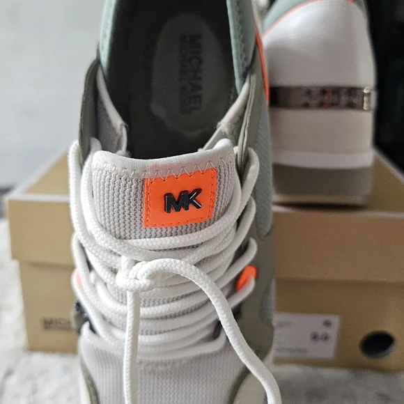 MICHAEL Michael Kors LIV TRAINER Sneakers in White, Green, and Orange - 9M - NIB - Picture 5 of 8
